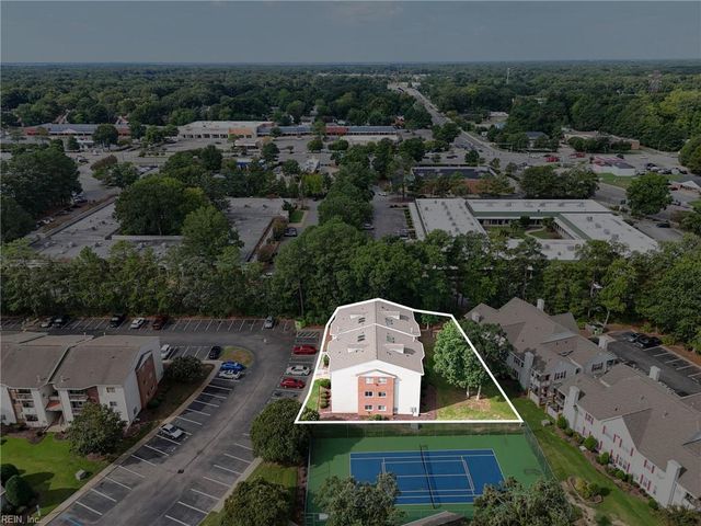 12632 Daybreak CIR, Newport News, VA 23602