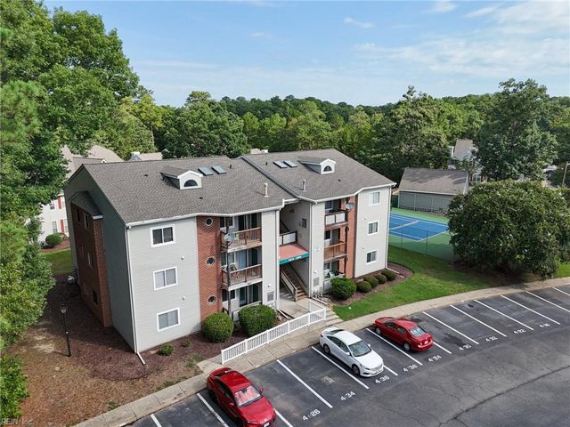 12632 Daybreak CIR, Newport News, VA 23602