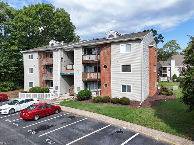 12632 Daybreak CIR, Newport News, VA 23602
