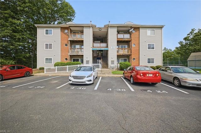 12632 Daybreak CIR, Newport News, VA 23602
