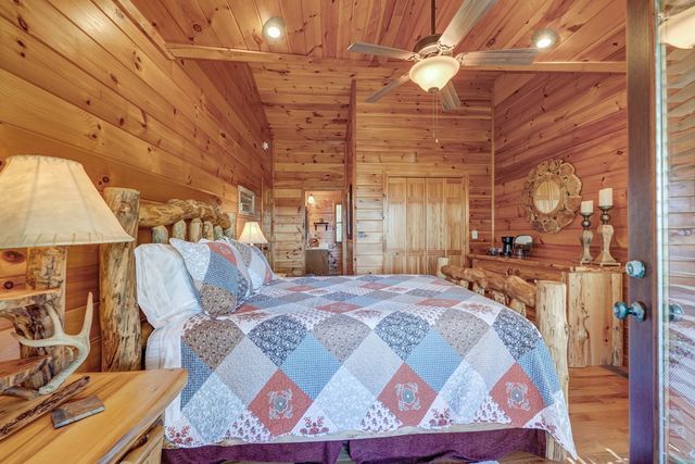 425 Rhonda Lane, Mineral Bluff, GA 30559