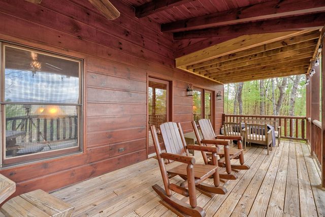 425 Rhonda Lane, Mineral Bluff, GA 30559