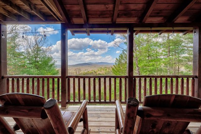 425 Rhonda Lane, Mineral Bluff, GA 30559