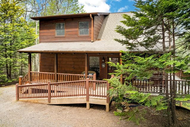 425 Rhonda Lane, Mineral Bluff, GA 30559