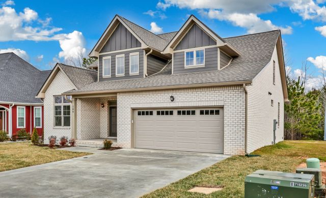 109 Cottage Ln, Clarksville, TN 37043