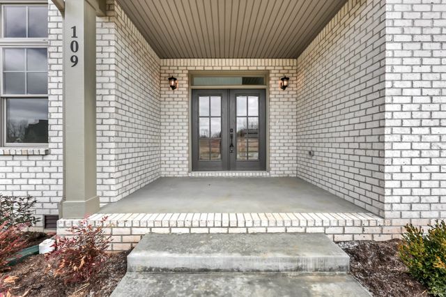 109 Cottage Ln, Clarksville, TN 37043