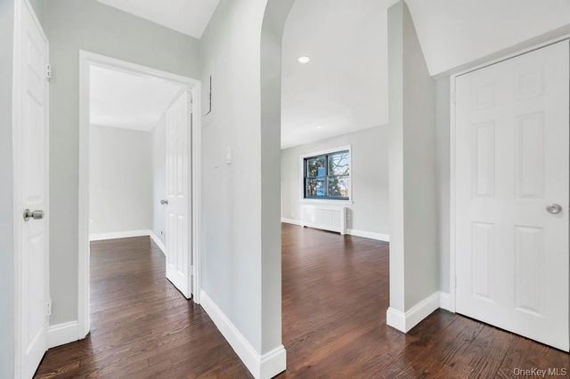 220-44 73rd Avenue 26A1, Oakland Gardens, NY 11364