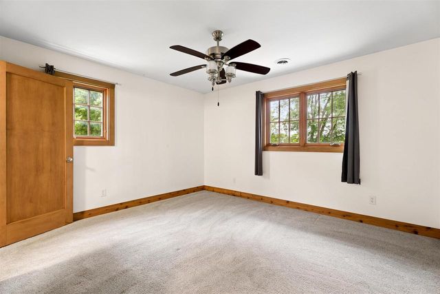 122 POPLAR COURT, Neenah, WI 54956