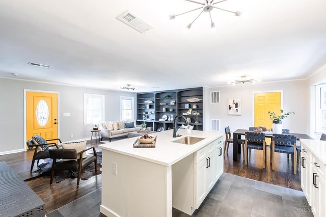 654 Doepke Lane, Springfield Twp., OH 45231