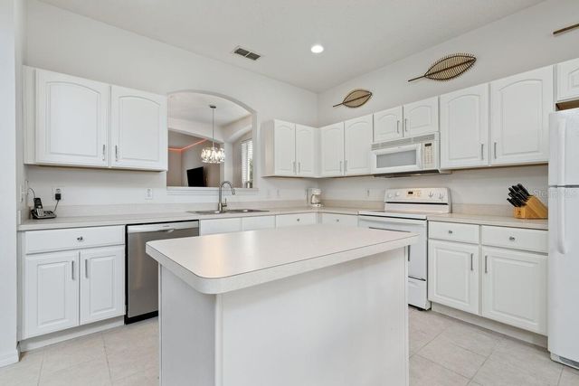 166 CARRERA AVENUE, Davenport, FL 33897