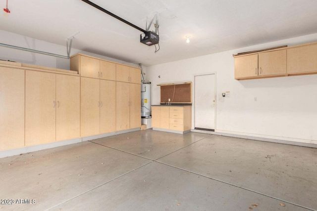 7031 S 30th Street, Phoenix, AZ 85042