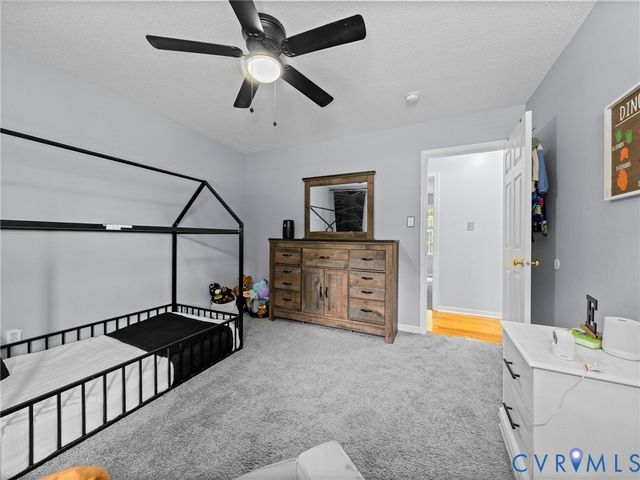 6712 N Hedges Rd, Chesterfield, VA 23224