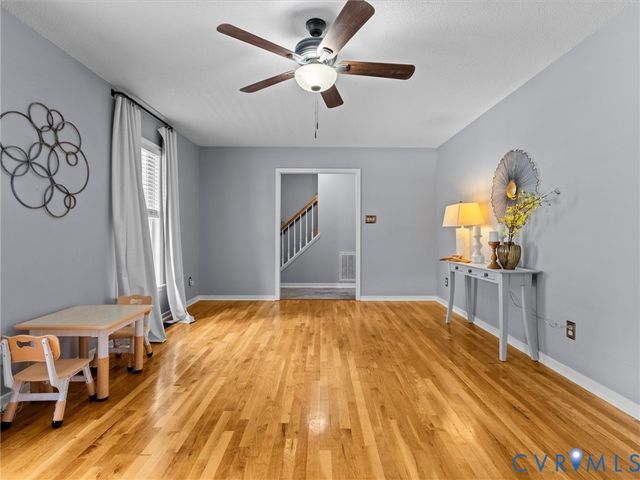 6712 N Hedges Rd, Chesterfield, VA 23224