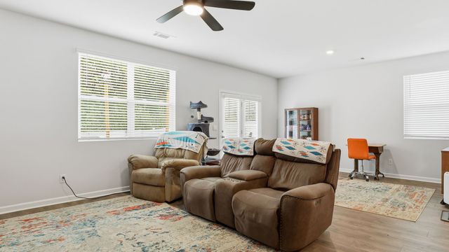 7085 Scotlyn Way, White House, TN 37188