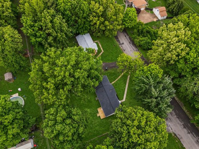 312 Bluebird Ln, Dickson, TN 37055