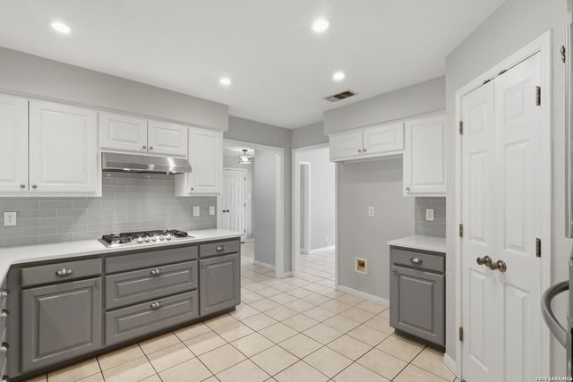 1174 Vista Bonita, New Braunfels, TX 78130