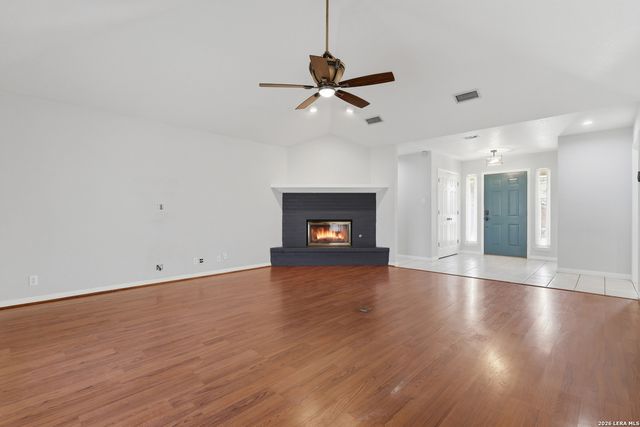 1174 Vista Bonita, New Braunfels, TX 78130