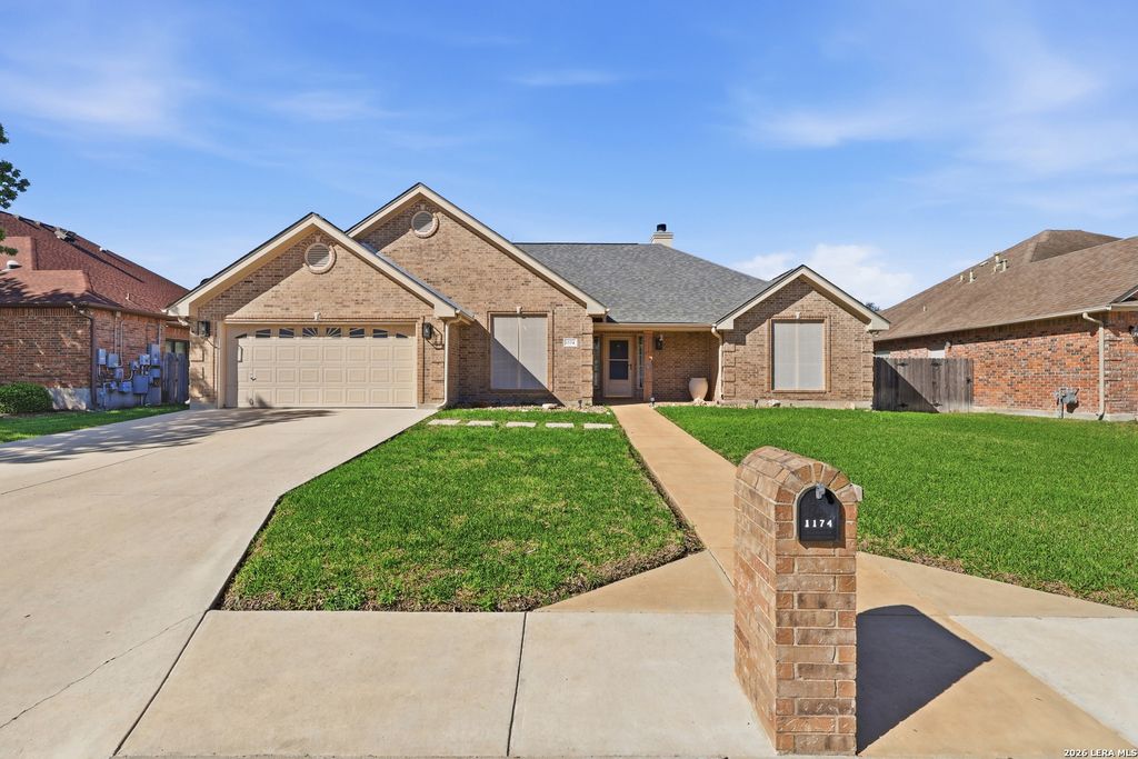 1174 Vista Bonita, New Braunfels, TX 78130