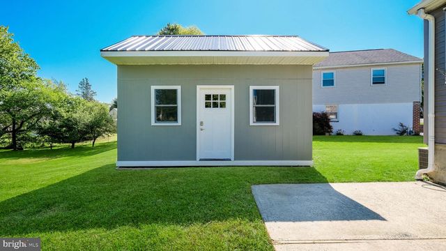 505 WELLINGTON RD, Norristown, PA 19403