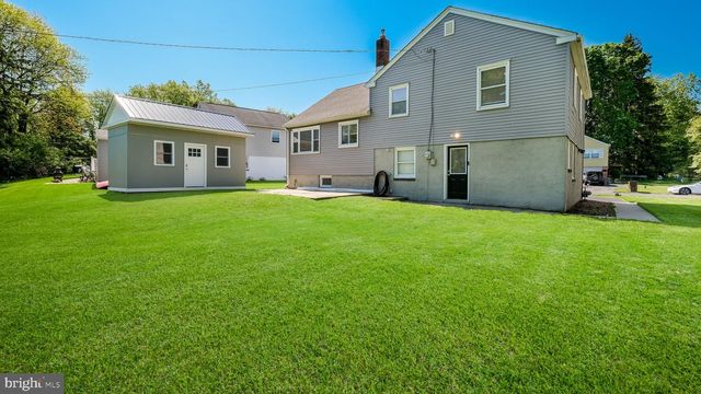 505 WELLINGTON RD, Norristown, PA 19403