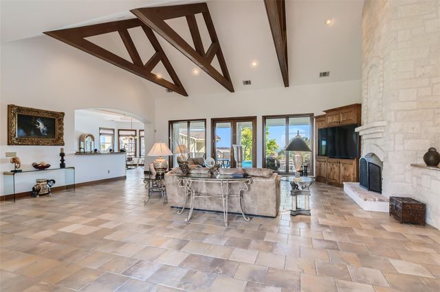 3900 Peak Lookout DR, Austin, TX 78738