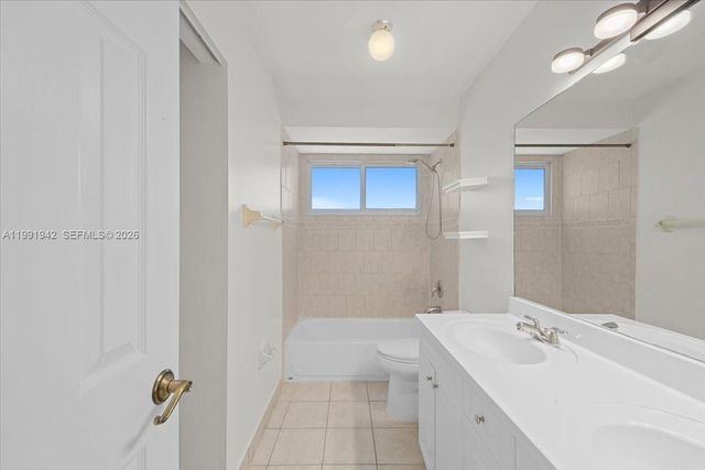 2560 Bass Way 2560, Cooper City, FL 33026