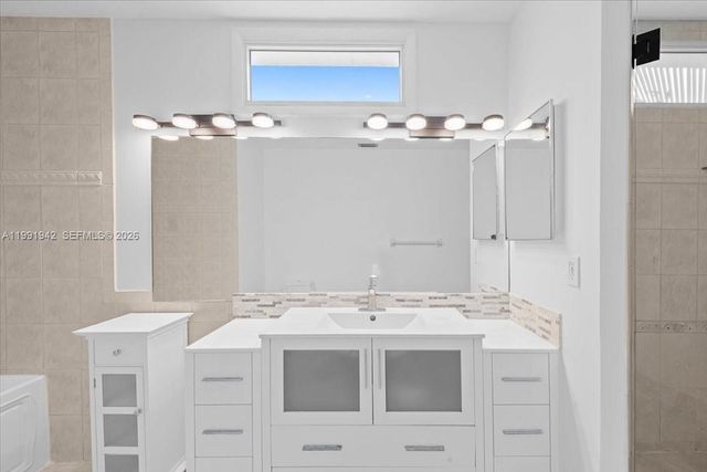 2560 Bass Way 2560, Cooper City, FL 33026