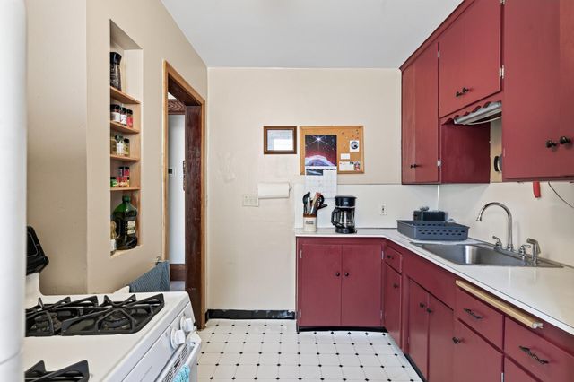 287 Duke Street, Saint Paul, MN 55102