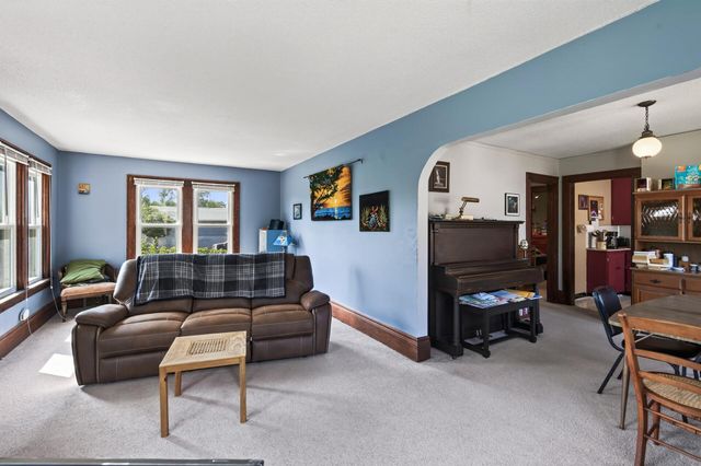 287 Duke Street, Saint Paul, MN 55102