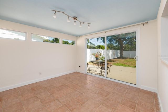 661 63RD AVENUE S, St Petersburg, FL 33705