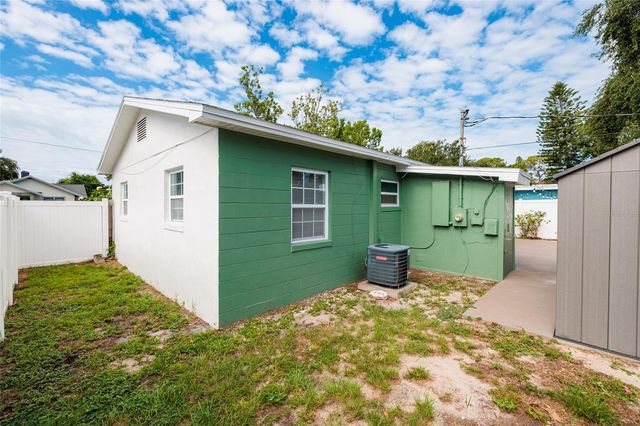661 63RD AVENUE S, St Petersburg, FL 33705