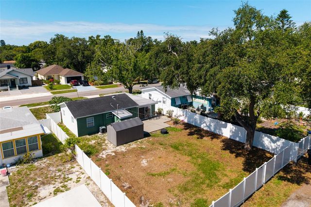 661 63RD AVENUE S, St Petersburg, FL 33705