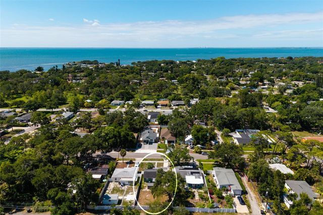 661 63RD AVENUE S, St Petersburg, FL 33705