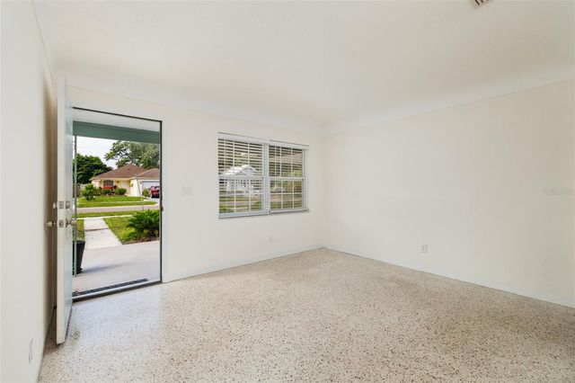 661 63RD AVENUE S, St Petersburg, FL 33705