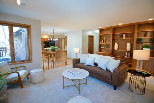 1416 Forest Park Lane, Burnsville, MN 55337