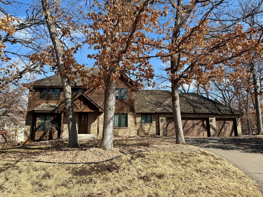 1416 Forest Park Lane, Burnsville, MN 55337
