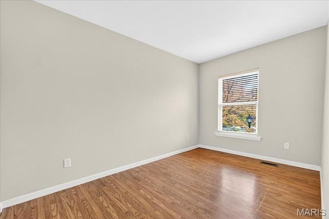 1208 S 13th Street, St Louis, MO 63104