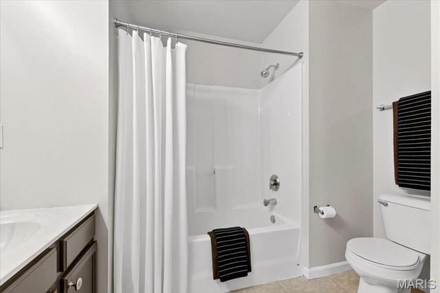 1208 S 13th Street, St Louis, MO 63104