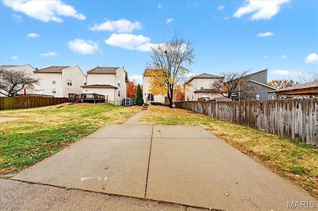 1208 S 13th Street, St Louis, MO 63104