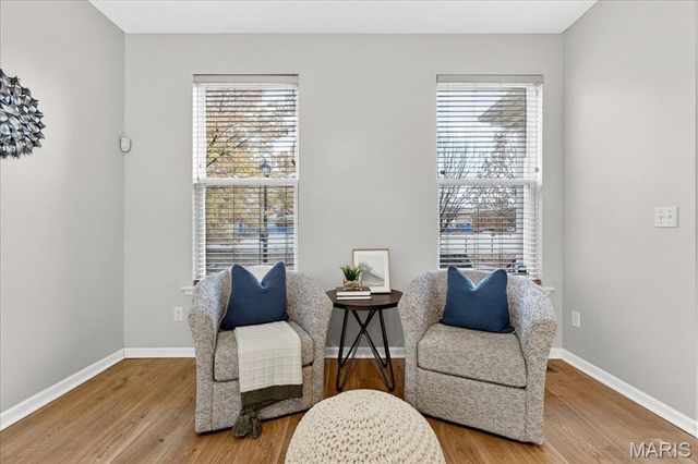 1208 S 13th Street, St Louis, MO 63104