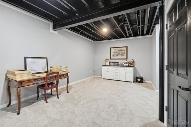 1548 Alexander Drive, Hamilton, OH 45013
