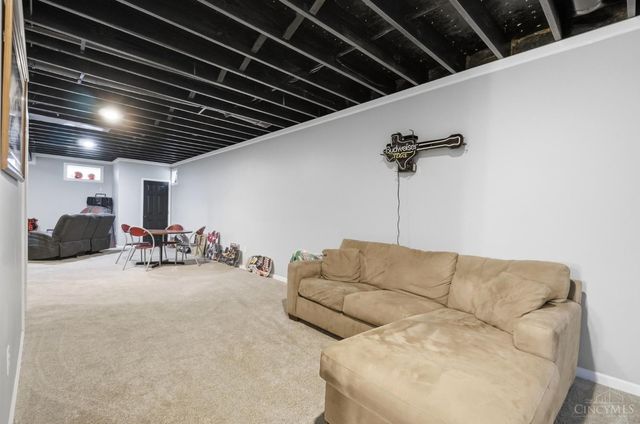 1548 Alexander Drive, Hamilton, OH 45013