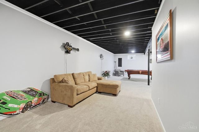 1548 Alexander Drive, Hamilton, OH 45013