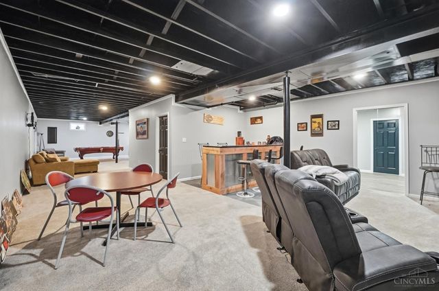 1548 Alexander Drive, Hamilton, OH 45013