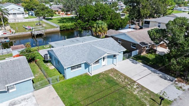 13916 SOMMERS AVENUE, Hudson, FL 34667