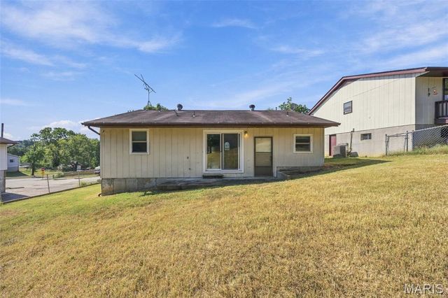 602 Stewart Street, De Soto, MO 63020