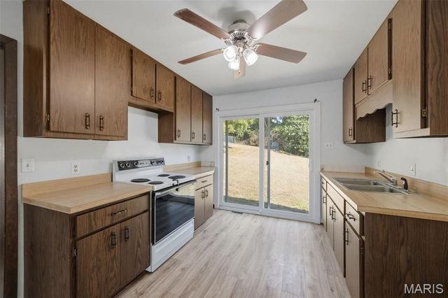 602 Stewart Street, De Soto, MO 63020