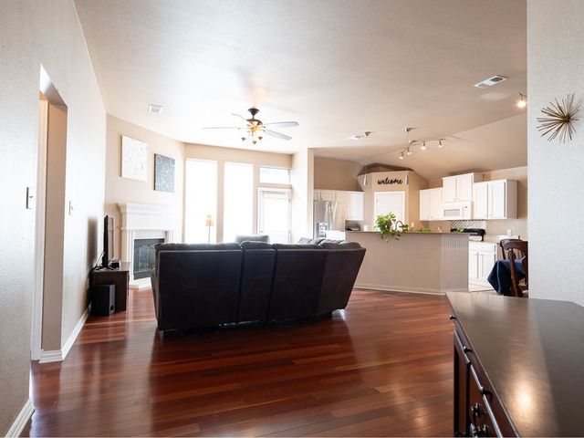 2720 Hilcroft Avenue, Denton, TX 76210