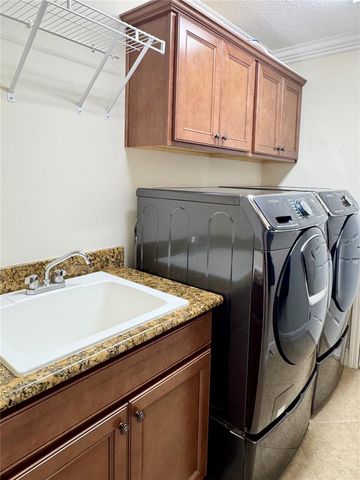 632 CORONACA COURT, The Villages, FL 32163