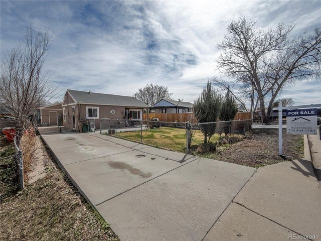 6736 Grove Street, Denver, CO 80221
